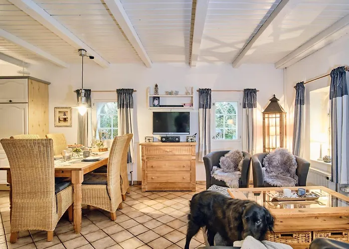 Gjarshues Vakantiehuis